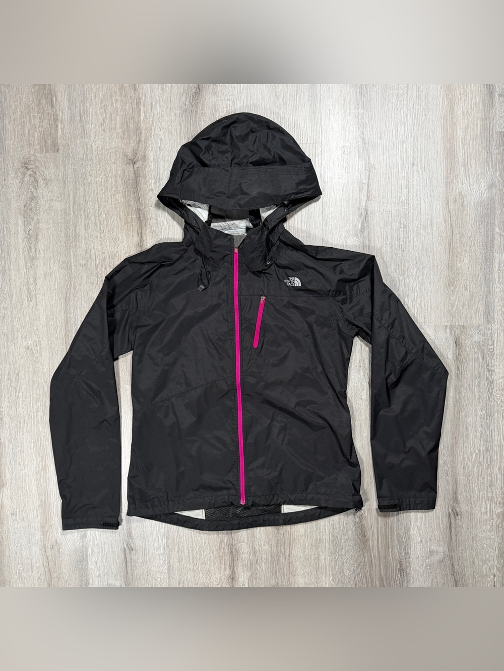 The North Face Women's Black Lightweight Hooded Rain Jacket Medium Gorpcore
